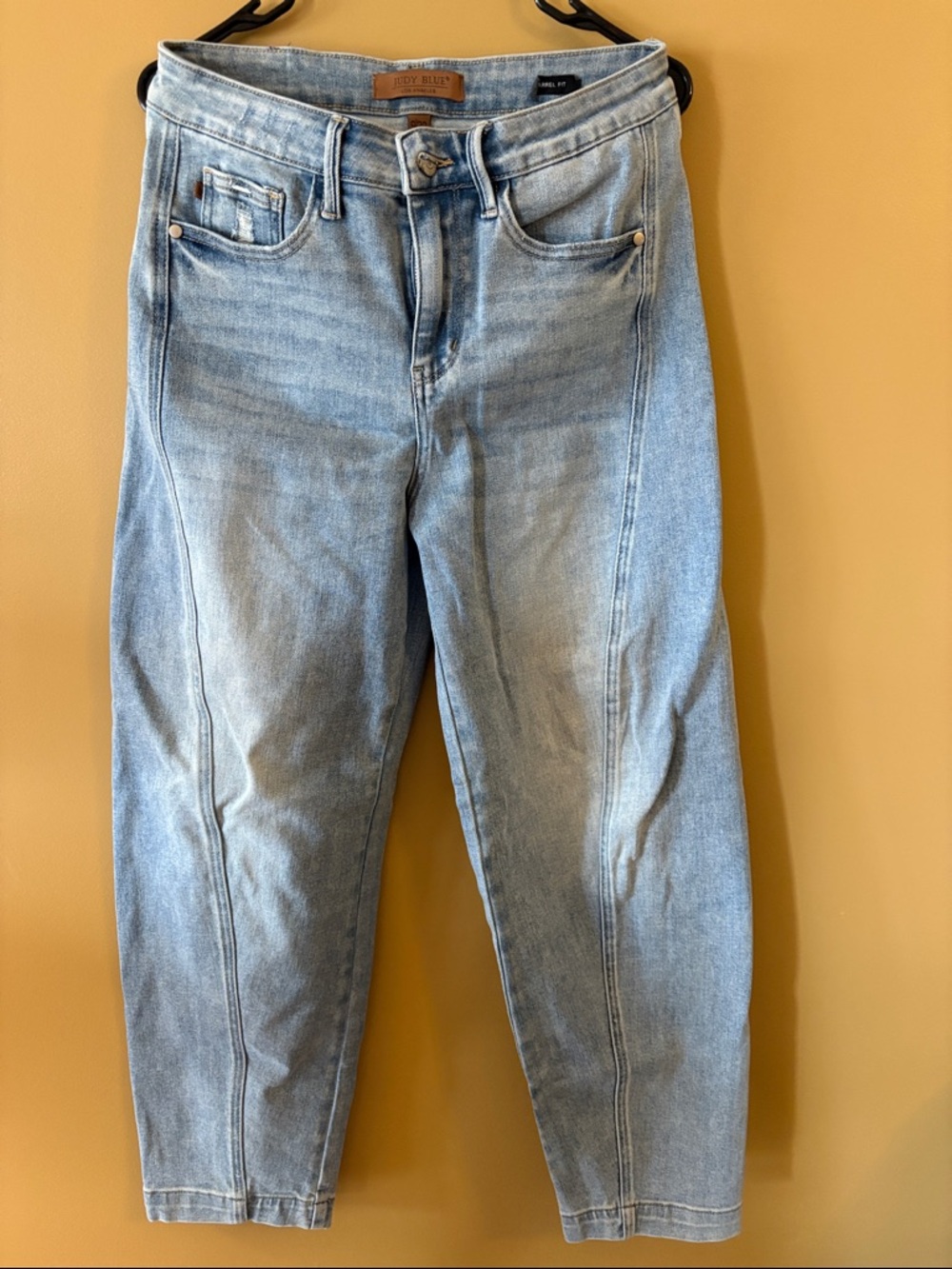 Judy Blue Light Blue Cropped Ankle Jeans